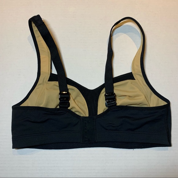 Lululemon 34C black Ta Ta Tamer bra - Picture 4 of 15